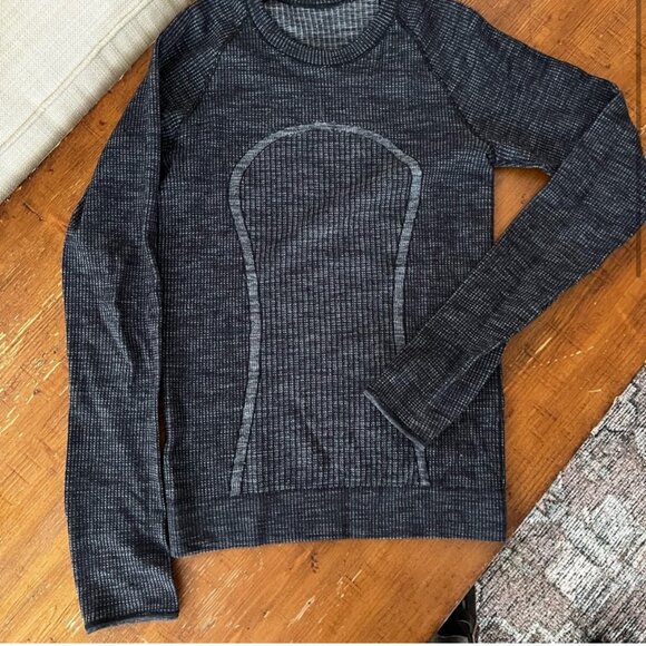 lululemon Swiftly Wool Long Sleeve Pullover - Picture 4 of 6